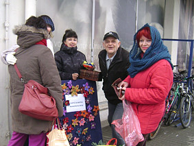 Građani kupuju cvjetiće za Matiju