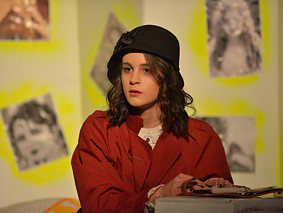 Dunja Vlahek u ulozi Anne Frank