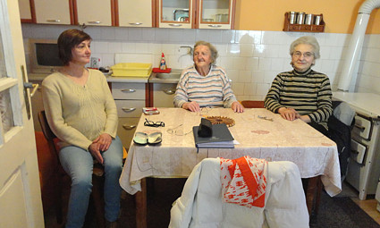 Cica, Olga i Slavica