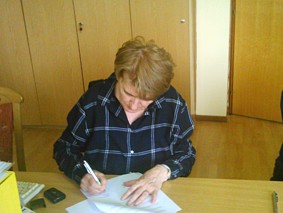 'Oazina' projekt-koordinatorica potpisuje ugovor