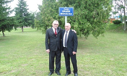 Gradonačelnici  Ivan Doboš i József Szekó