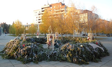 Adventski vijenac na Trgu slobode