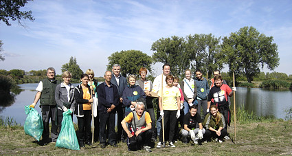 Volonteri na obali Šećeranskog jezera