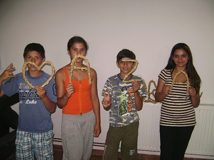 'Oazino' ime izrađeno od slame