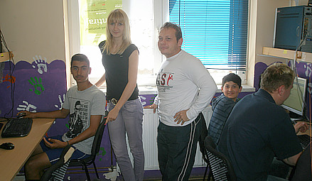 Evica i Tomislav u 'Oazinom' internet-klubu