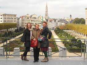 Marina, Vesna i Dijana u Briselu (Tanja iza fotoaparata)