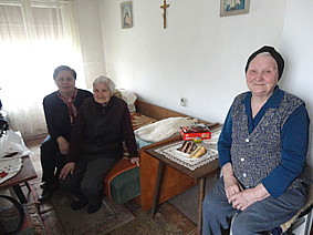 Ana Jeličić s bakama Anicom i Etelkom