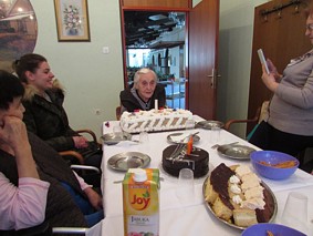 Jo&scaron; jedno ga&scaron;enje rođendanske svijeće