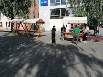 A onda ih i postaviti za sutrašnji Sajam